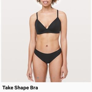 NWT Lululemon Take Shape Black Sports Bra 34B